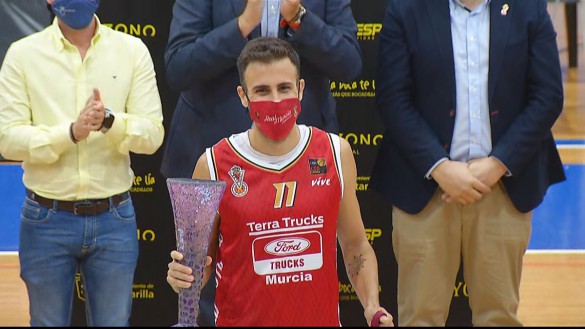 El Real Murcia Baloncesto se lleva la Copa Presidente (51-71)