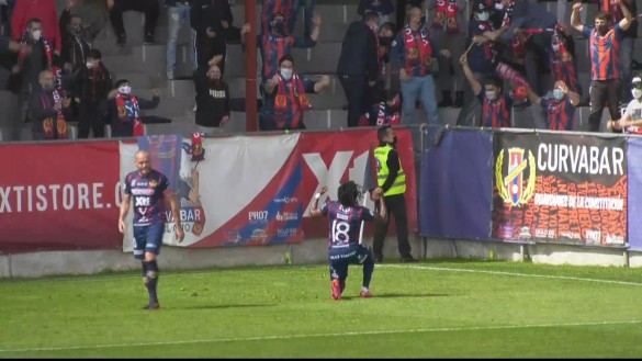 El Yeclano Deportivo sigue soñando con la permanencia (2-1)