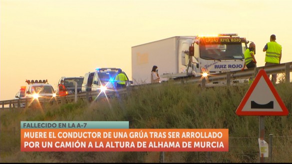 Fallece tras ser atropellado por un camión en la autovía A-7, en Alhama de Murcia