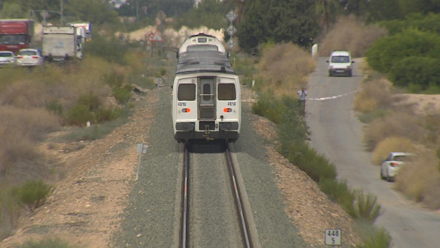 Fallece una mujer tras ser arrollada por el tren en Las Torres de Cotillas
