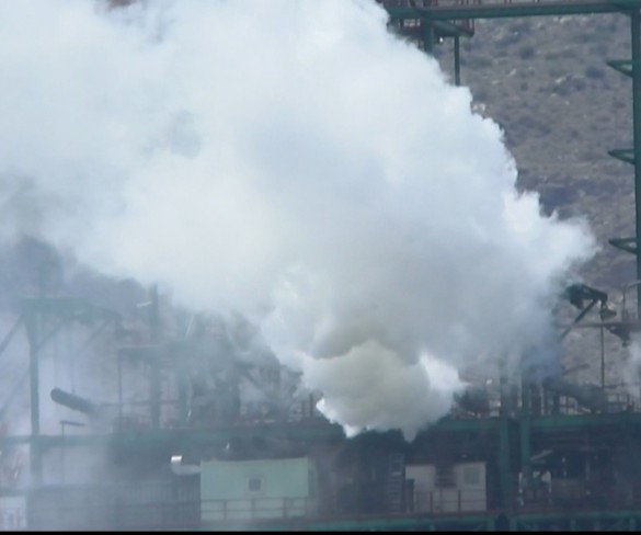 Diez personas afectadas leves por la fuga de vapor en la refinerÃa de Repsol