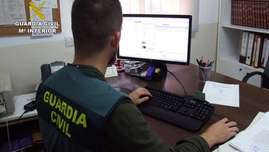 Detenidos dos jóvenes por retener y agredir física y sexualmente a una persona