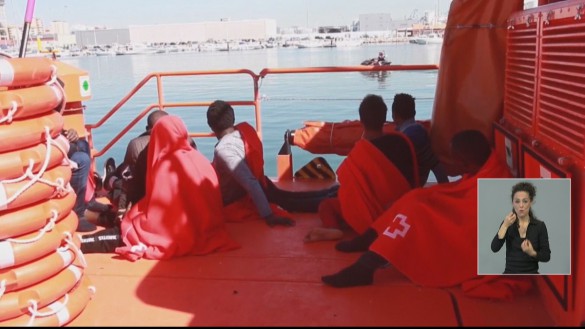 Interceptan tres pateras con 32 inmigrantes en Cartagena