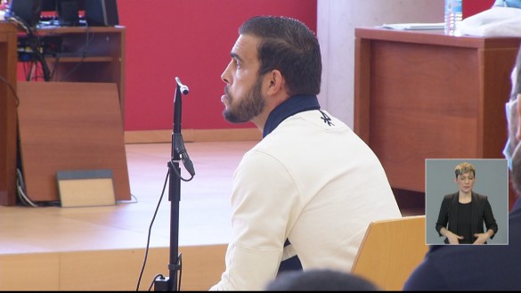 ‘El Paletas’, acusado de asesinato, asegura que disparó en defensa propia
