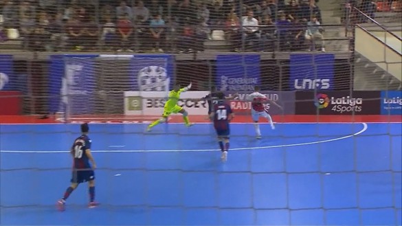 Importante victoria ante el Levante para ElPozo (2-3)