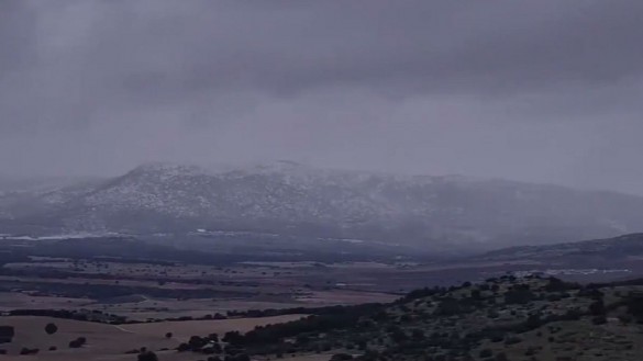 La nieve cae sobre las sierras del Noroeste de la Región de Murcia