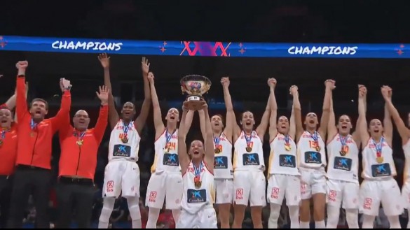 La Selección y Laura Gil, campeonas en el Eurobasket tras ganar a Francia (86-66)