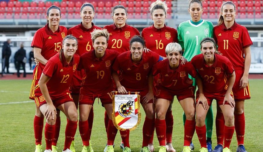 La Federación estudia que la Selección femenina juegue en Lorca en enero