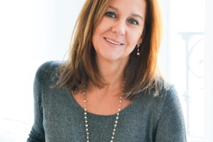 María Dueñas presenta este miércoles en Murcia su última novela