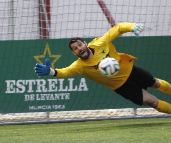 El portero Escalona renueva su contrato con el UCAM Murcia