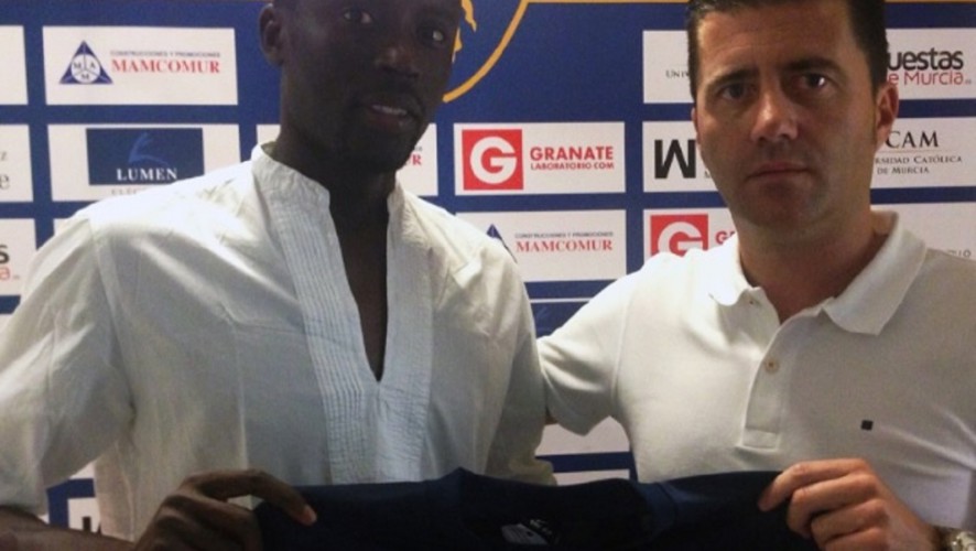 Fall, medio centro senegalés, nuevo jugador del UCAM Murcia CF