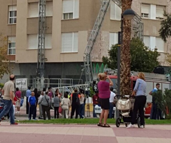 Fallecen dos obreros al desplomarse un andamio en Murcia