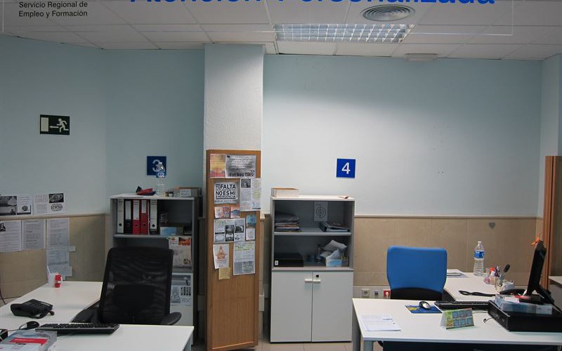 El paro baja en 179 personas en septiembre en la Región de Murcia