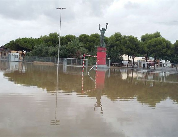 La lluvia y el viento provocan cien incidencias en la Región