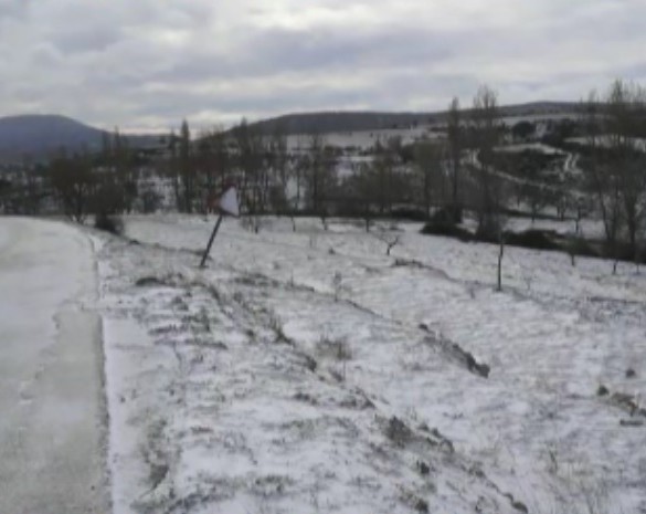 La nieve llega a las pedanías altas del Noroeste