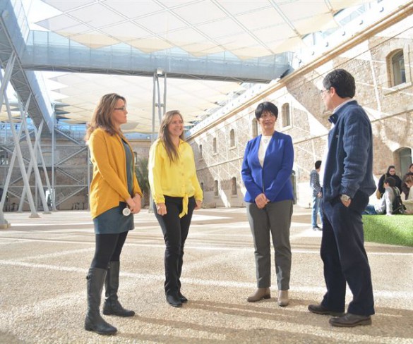 Las mujeres gerentes fomentan más el trabajo en equipo y la autonomía de los trabajadores