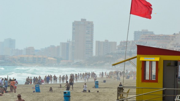La bandera roja ondea este miércoles en 6 playas de Águilas, Cartagena y San Javier