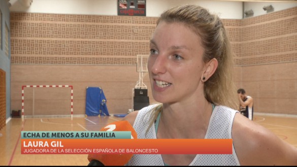 La campeona Laura Gil ha entrenado en el Palacio de los Deportes de Murcia