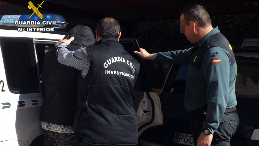 Detenido en Cieza por abalanzarse sobre varias mujeres y realizarles tocamientos