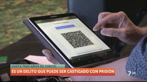Falsificar el pasaporte Covid-19 puede llevar sanciones de hasta tres años