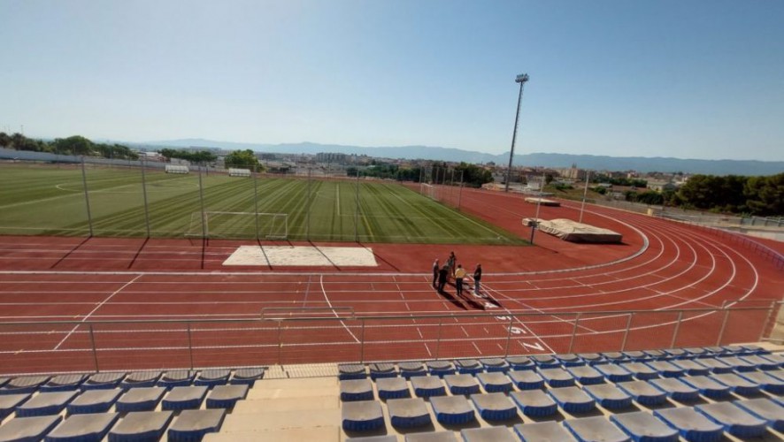 Alcantarilla abre la pista de atletismo del polideportivo Manuel Ruiz